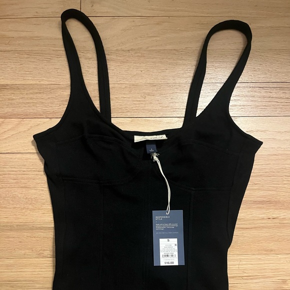Black, Universal Thread corset tank top. Never worn, new with tag. - Picture 2 of 4